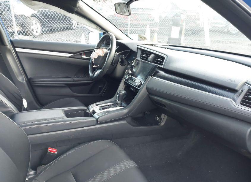 Photo 5 of 2020 Honda Civic SPORT (VIN 2HGFC2F86LH555840)