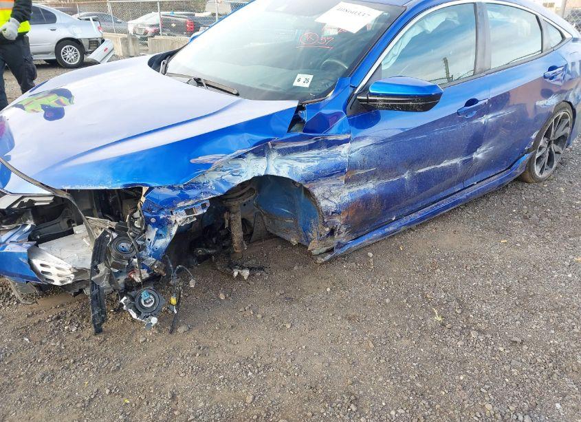 Photo 6 of 2020 Honda Civic SPORT (VIN 2HGFC2F86LH555840)