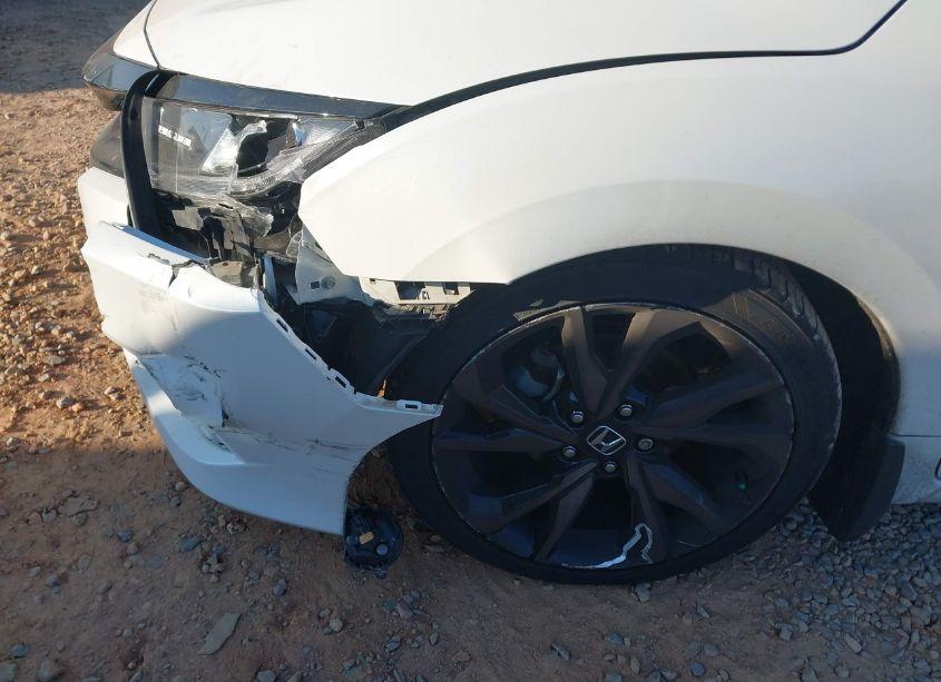 Photo 18 of 2020 Honda Civic SPORT (VIN 2HGFC2F86LH568443)