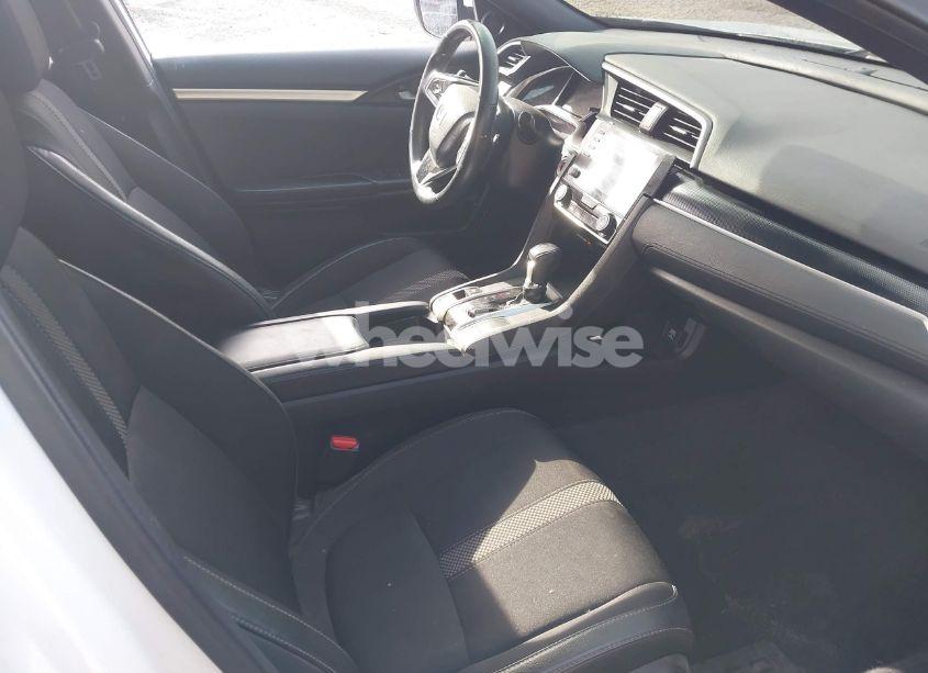 Photo 5 of 2020 Honda Civic SPORT (VIN 2HGFC2F86LH572122)