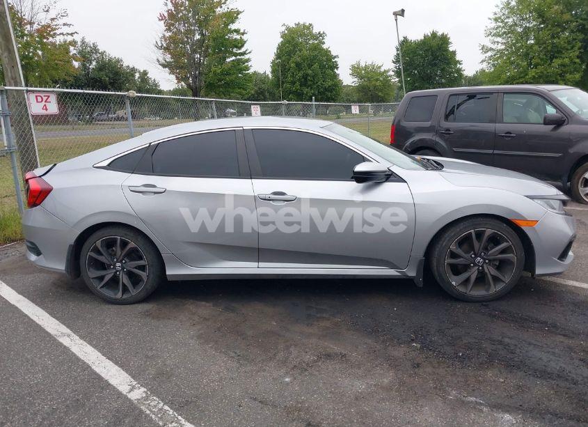 Photo 13 of 2020 Honda Civic SPORT (VIN 2HGFC2F86LH574288)