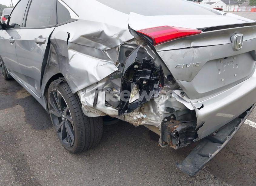 Photo 6 of 2020 Honda Civic SPORT (VIN 2HGFC2F86LH574288)