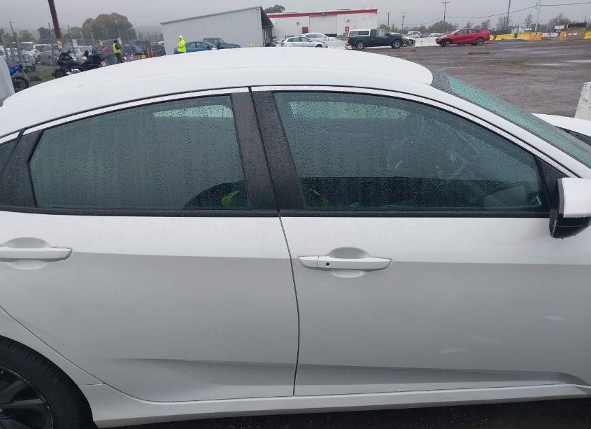 Photo 14 of 2021 Honda Civic SPORT (VIN 2HGFC2F86MH542345)