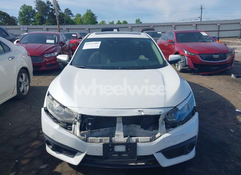 Photo 12 of 2018 Honda Civic EX (VIN 2HGFC2F87JH570618)
