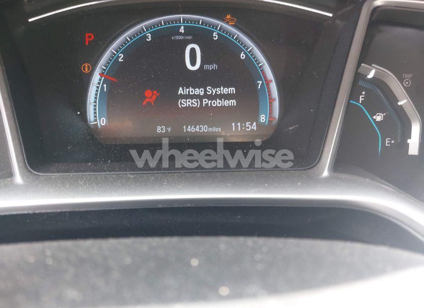 Photo 15 of 2018 Honda Civic EX (VIN 2HGFC2F87JH570618)