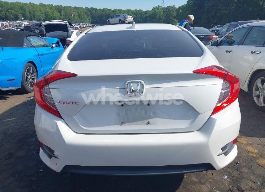 Photo 16 of 2018 Honda Civic EX (VIN 2HGFC2F87JH570618)