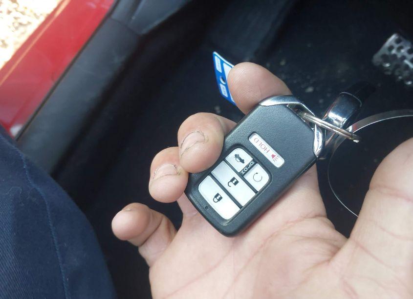 Photo 11 of 2019 Honda Civic SPORT (VIN 2HGFC2F87KH524319)