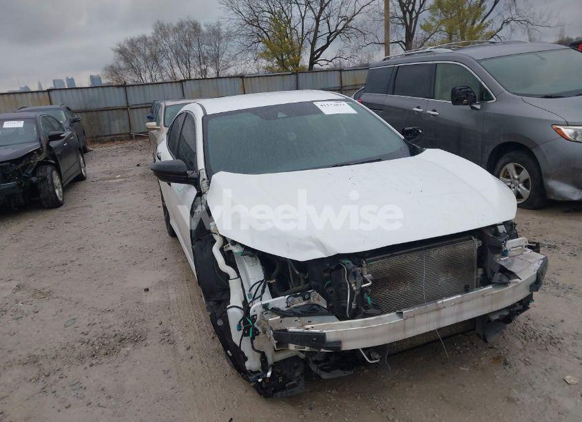 2019 Honda Civic SPORT (VIN 2HGFC2F87KH556610) main photo