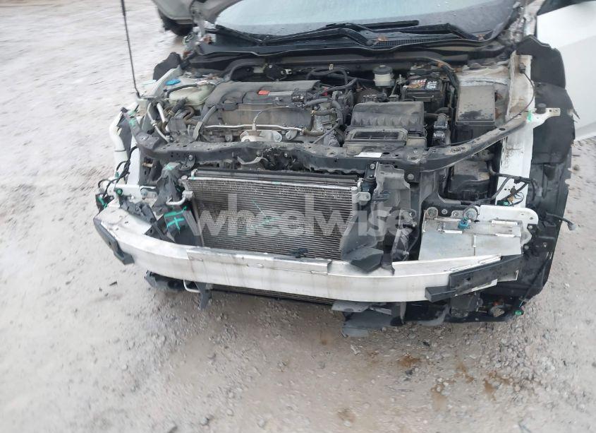 Photo 6 of 2019 Honda Civic SPORT (VIN 2HGFC2F87KH556610)