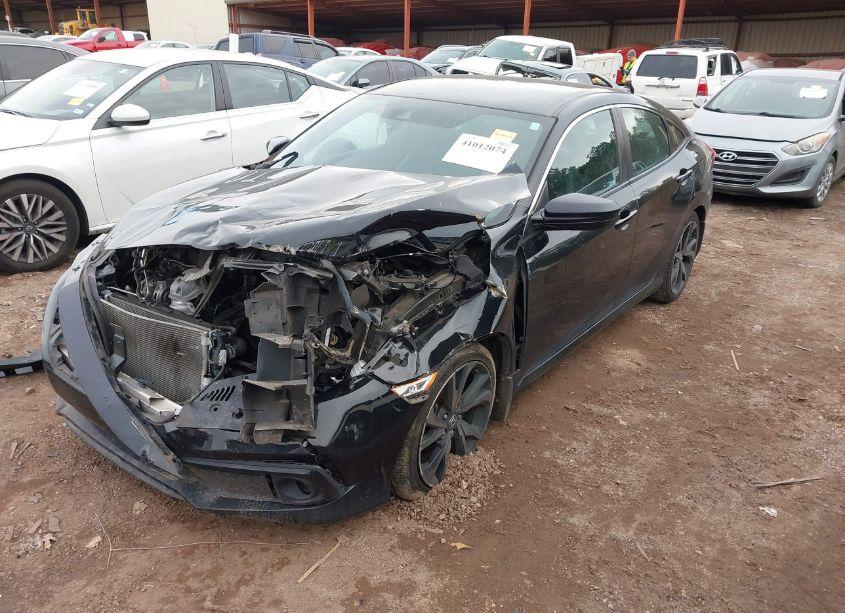 Photo 2 of 2019 Honda Civic SPORT (VIN 2HGFC2F87KH571804)