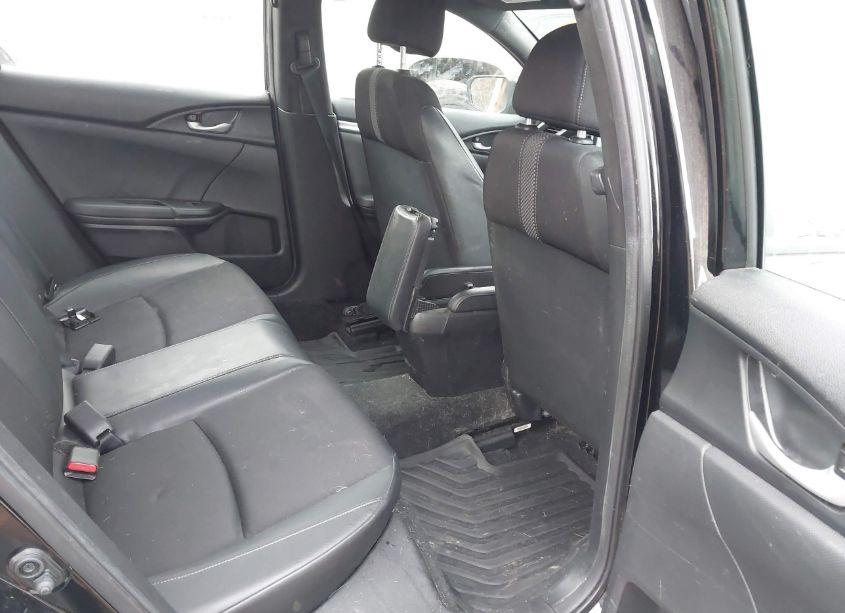 Photo 8 of 2019 Honda Civic SPORT (VIN 2HGFC2F87KH571804)