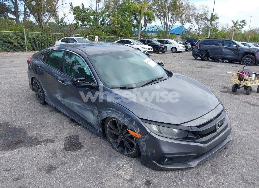 2019 Honda Civic SPORT (VIN 2HGFC2F87KH590806) main photo