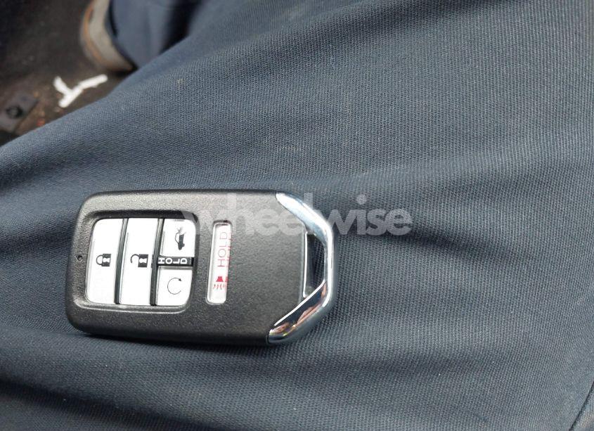 Photo 11 of 2019 Honda Civic SPORT (VIN 2HGFC2F87KH590806)