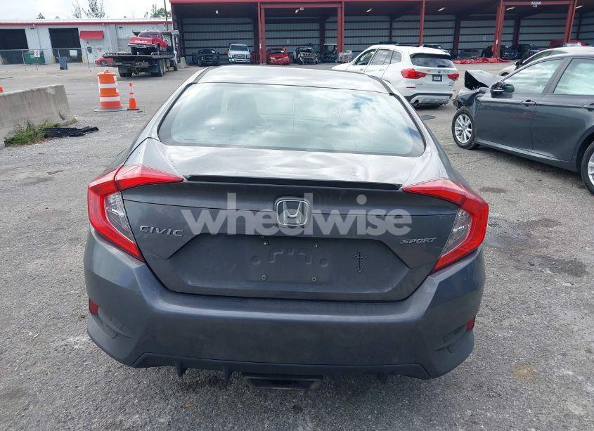 Photo 16 of 2019 Honda Civic SPORT (VIN 2HGFC2F87KH590806)