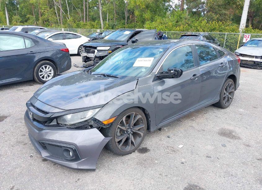 Photo 2 of 2019 Honda Civic SPORT (VIN 2HGFC2F87KH590806)