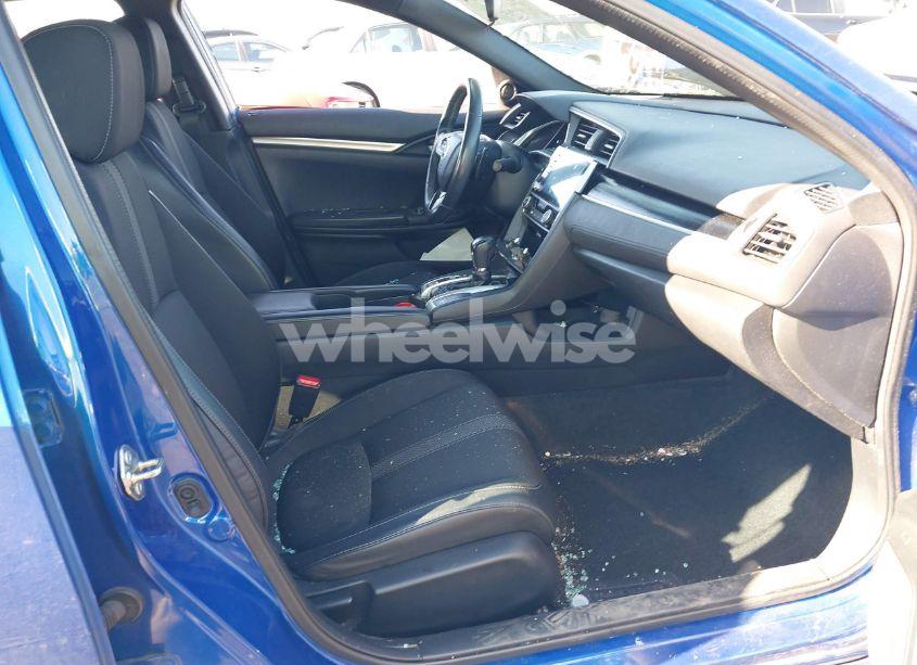 Photo 5 of 2020 Honda Civic SPORT (VIN 2HGFC2F87LH516979)