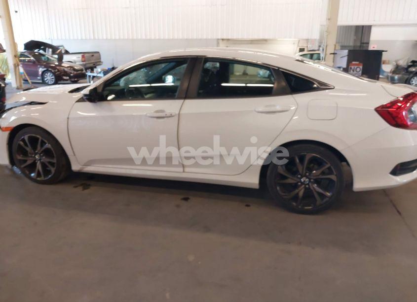 Photo 15 of 2020 Honda Civic SPORT (VIN 2HGFC2F87LH517050)