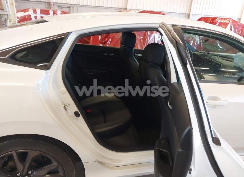Photo 8 of 2020 Honda Civic SPORT (VIN 2HGFC2F87LH517050)