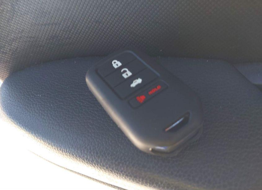 Photo 11 of 2020 Honda Civic SPORT (VIN 2HGFC2F87LH601644)
