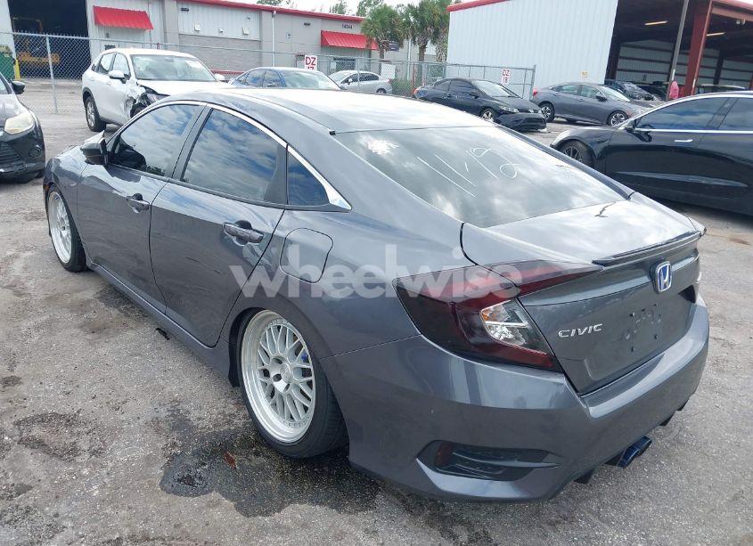 Photo 3 of 2021 Honda Civic SPORT (VIN 2HGFC2F87MH543570)