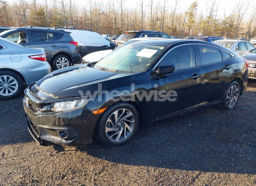 Photo 2 of 2018 Honda Civic EX (VIN 2HGFC2F88JH521492)