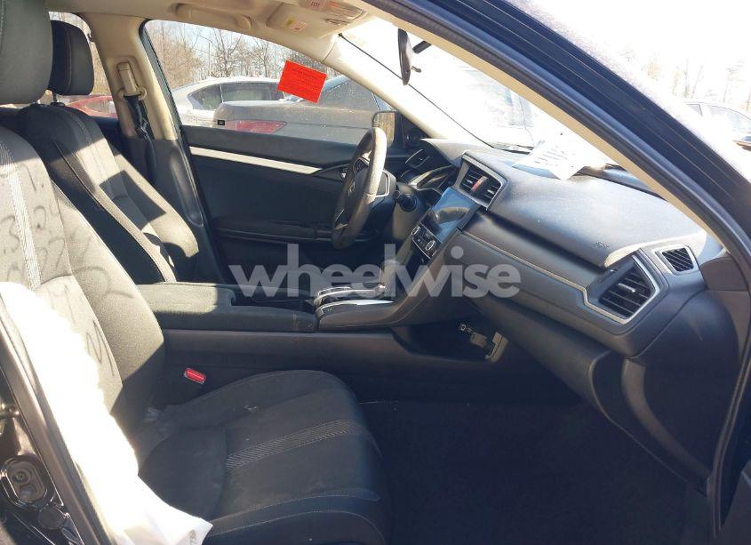 Photo 5 of 2018 Honda Civic EX (VIN 2HGFC2F88JH521492)