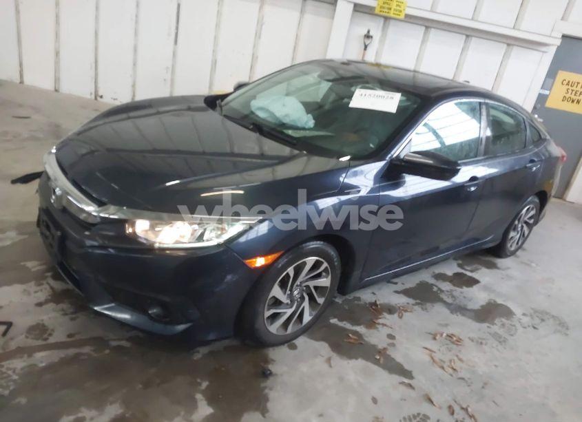 Photo 2 of 2018 Honda Civic EX (VIN 2HGFC2F88JH552063)