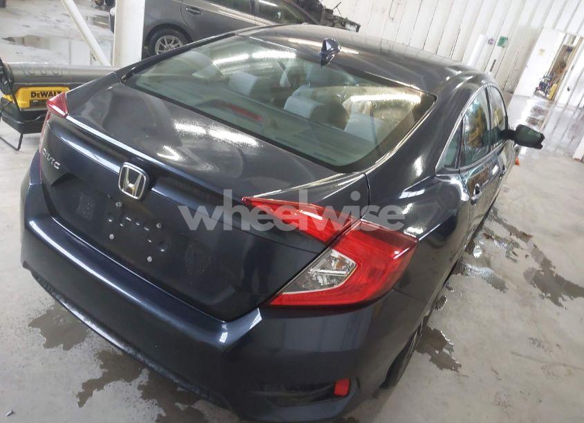 Photo 4 of 2018 Honda Civic EX (VIN 2HGFC2F88JH552063)