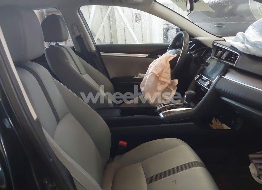 Photo 5 of 2018 Honda Civic EX (VIN 2HGFC2F88JH552063)