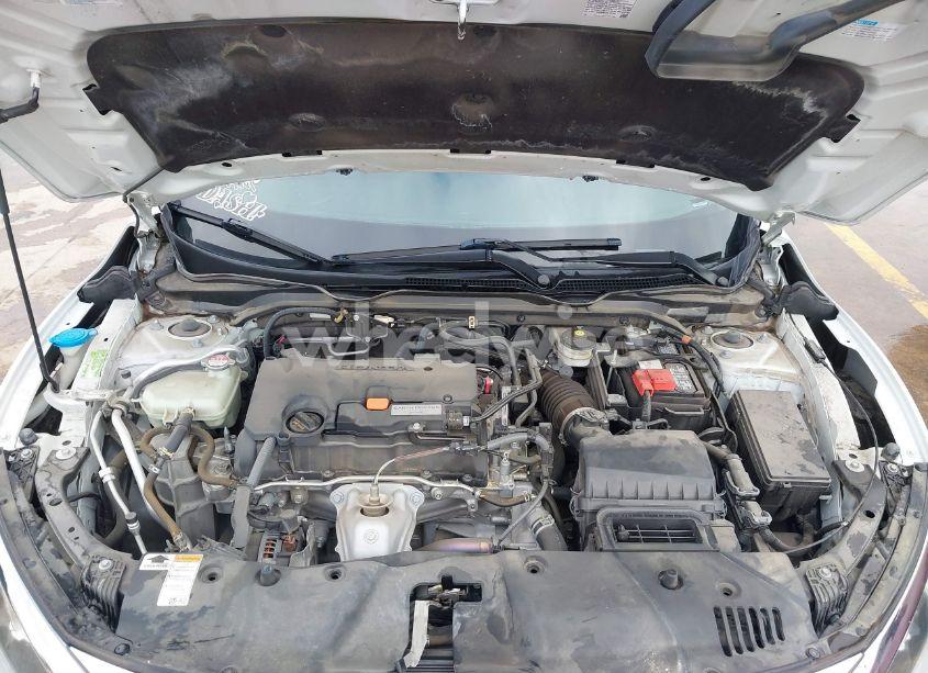 Photo 10 of 2018 Honda Civic EX (VIN 2HGFC2F88JH561894)