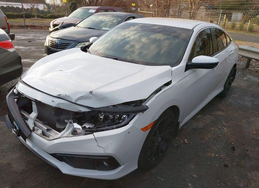 Photo 2 of 2019 Honda Civic SPORT (VIN 2HGFC2F88KH505522)