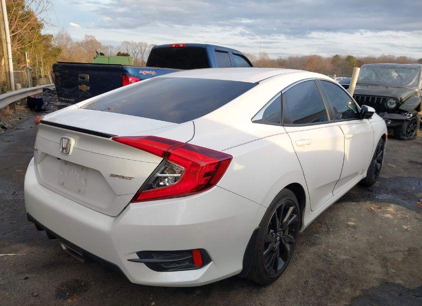 Photo 4 of 2019 Honda Civic SPORT (VIN 2HGFC2F88KH505522)