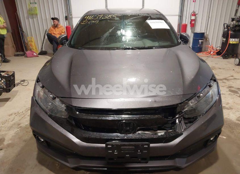 Photo 13 of 2019 Honda Civic SPORT (VIN 2HGFC2F88KH517881)