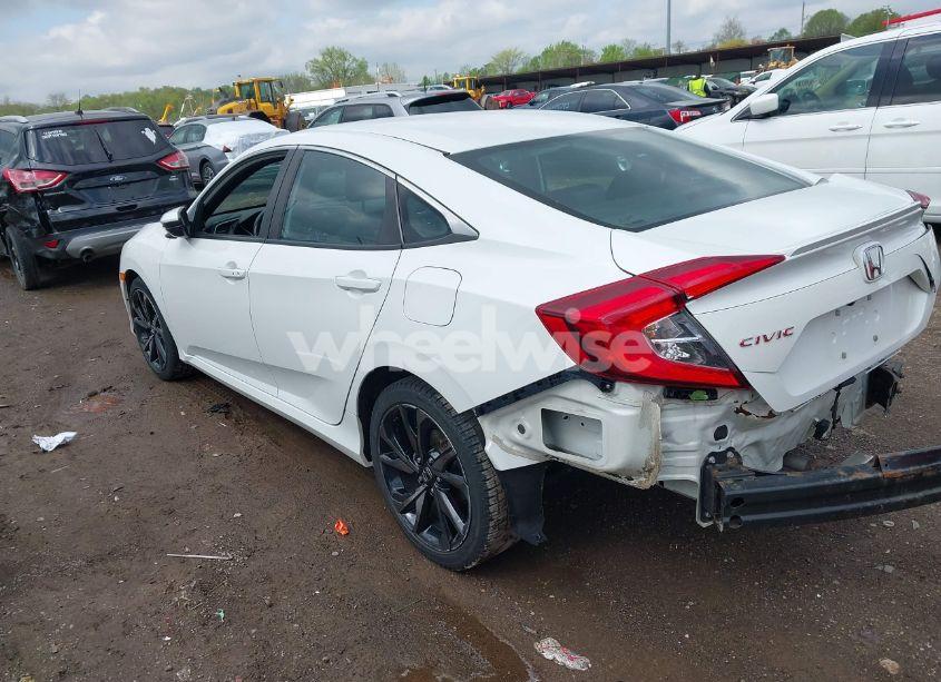 Photo 3 of 2019 Honda Civic SPORT (VIN 2HGFC2F88KH529643)