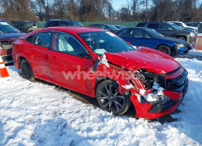 2019 Honda Civic SPORT (VIN 2HGFC2F88KH551903) main photo