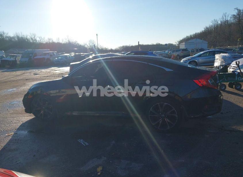 Photo 14 of 2019 Honda Civic SPORT (VIN 2HGFC2F88KH557474)