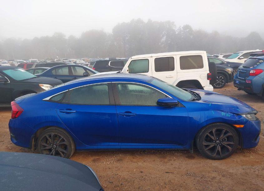 Photo 13 of 2019 Honda Civic SPORT (VIN 2HGFC2F88KH562531)