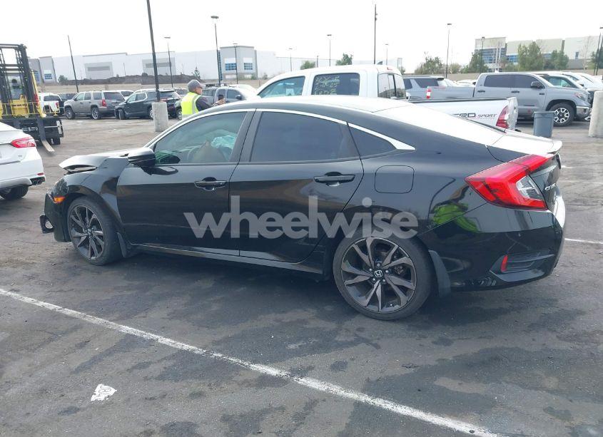 Photo 15 of 2019 Honda Civic SPORT (VIN 2HGFC2F88KH577501)