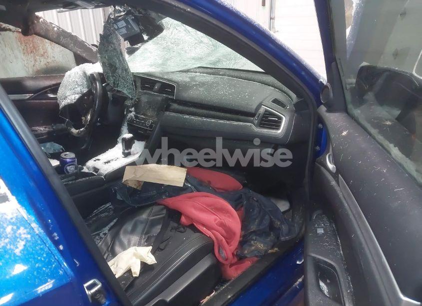 Photo 5 of 2019 Honda Civic SPORT (VIN 2HGFC2F88KH594086)