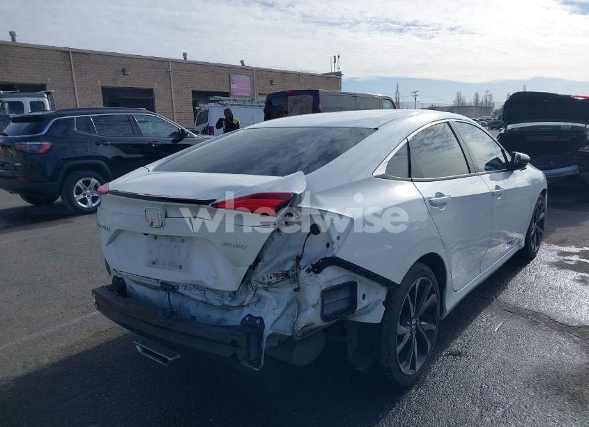 Photo 4 of 2019 Honda Civic SPORT (VIN 2HGFC2F88KH602087)