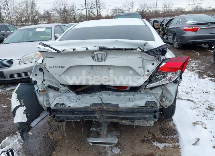 Photo 17 of 2020 Honda Civic SPORT (VIN 2HGFC2F88LH532186)