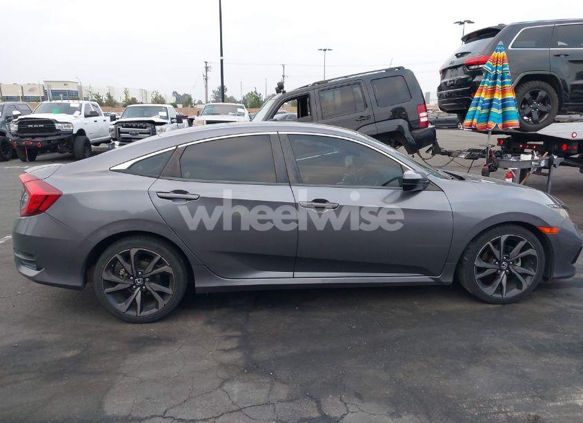 Photo 13 of 2020 Honda Civic SPORT (VIN 2HGFC2F88LH540689)