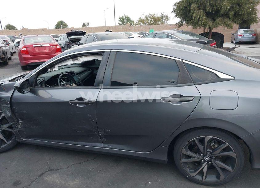 Photo 14 of 2020 Honda Civic SPORT (VIN 2HGFC2F88LH540689)