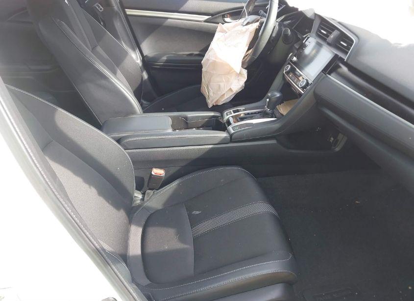 Photo 5 of 2020 Honda Civic SPORT (VIN 2HGFC2F88LH568928)