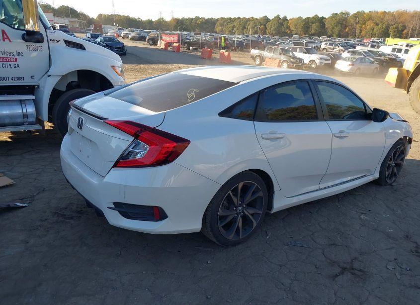 Photo 4 of 2020 Honda Civic SPORT (VIN 2HGFC2F88LH584286)
