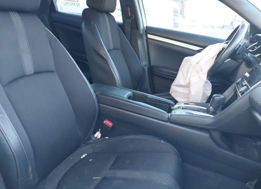 Photo 5 of 2020 Honda Civic SPORT (VIN 2HGFC2F88LH584286)