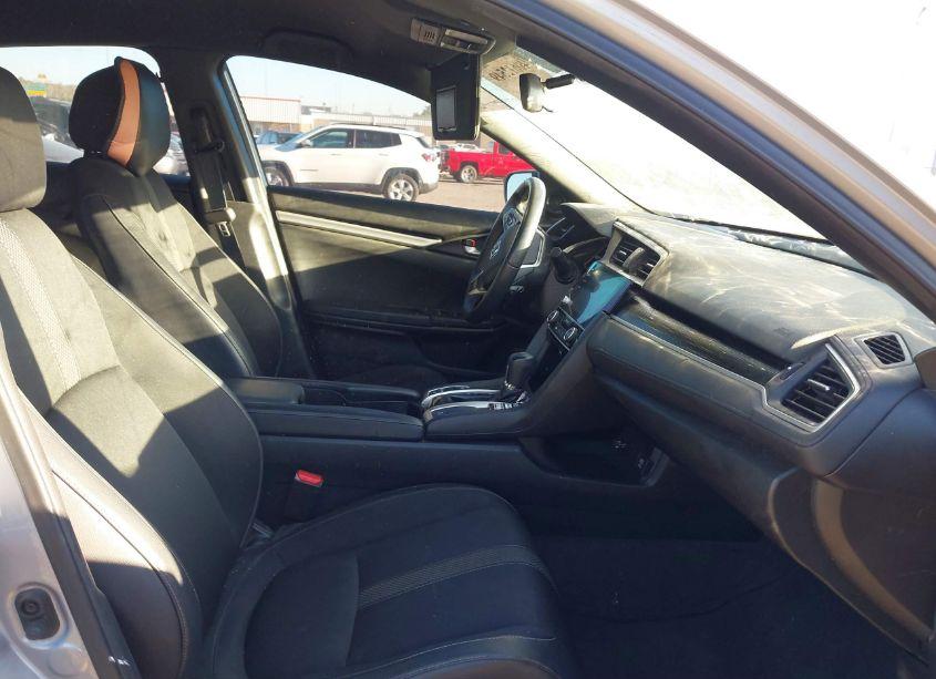 Photo 5 of 2021 Honda Civic SPORT (VIN 2HGFC2F88MH558885)