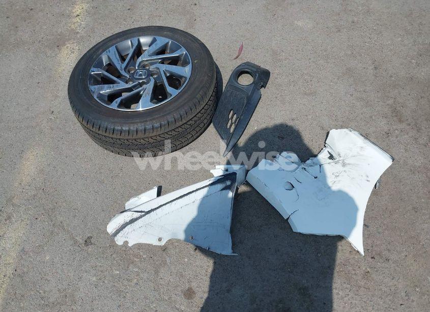 Photo 12 of 2018 Honda Civic EX (VIN 2HGFC2F89JH521002)