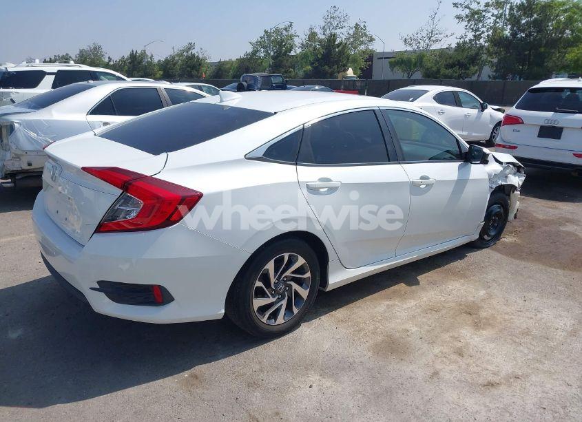Photo 4 of 2018 Honda Civic EX (VIN 2HGFC2F89JH521002)