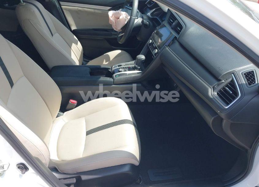 Photo 5 of 2018 Honda Civic EX (VIN 2HGFC2F89JH521002)